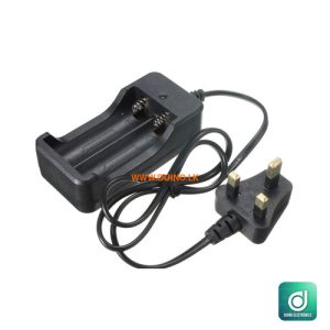 18650 Dual Slot Li-ion Battery Charger with UK Plug